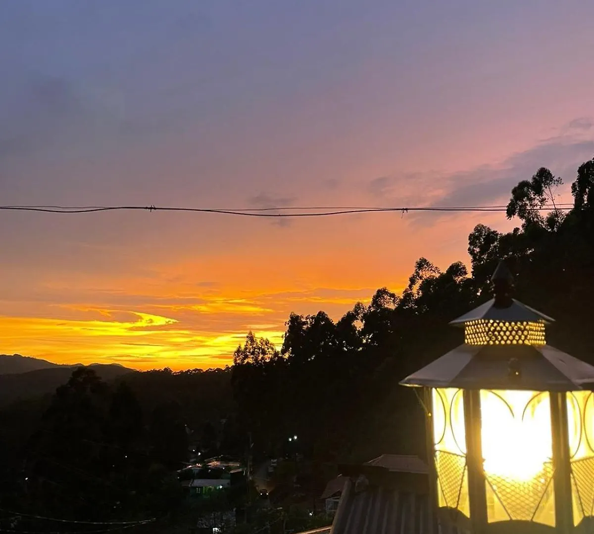 Mountain Cheers Munnar Villa